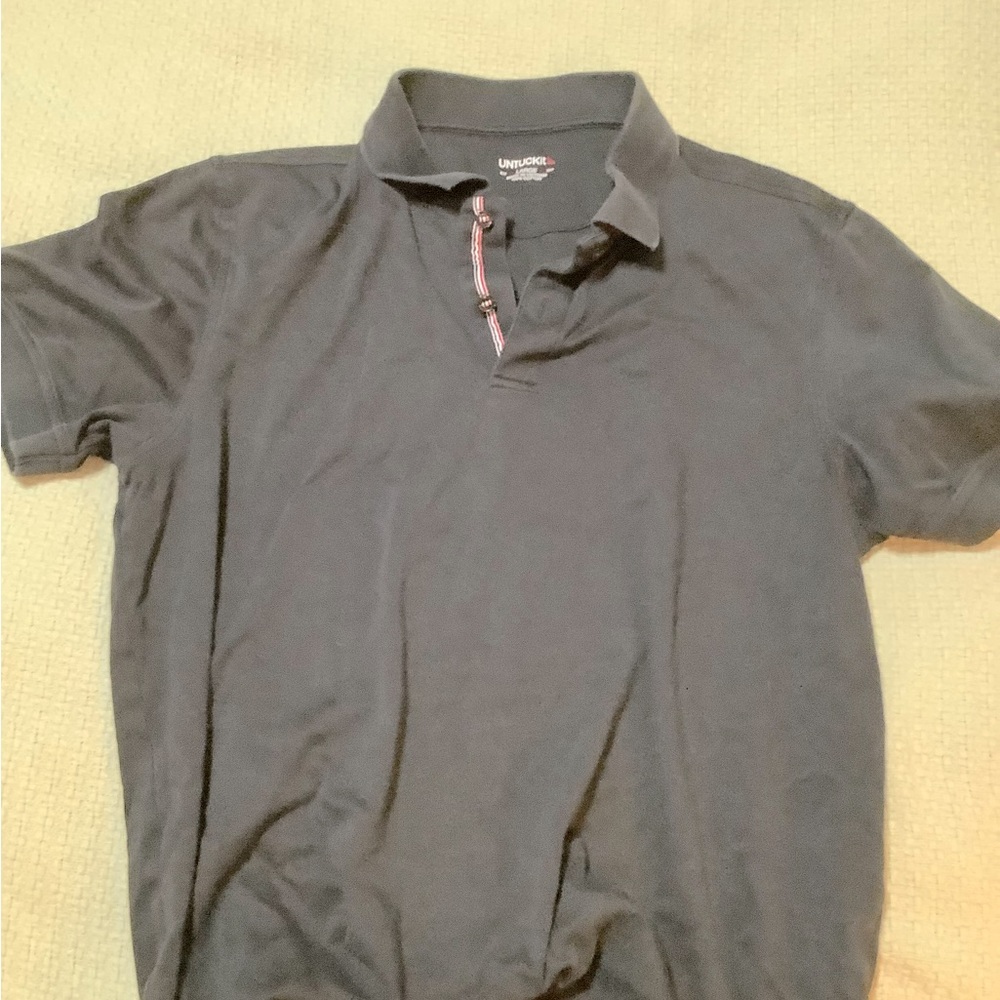 UNTUCKit  black polo‎